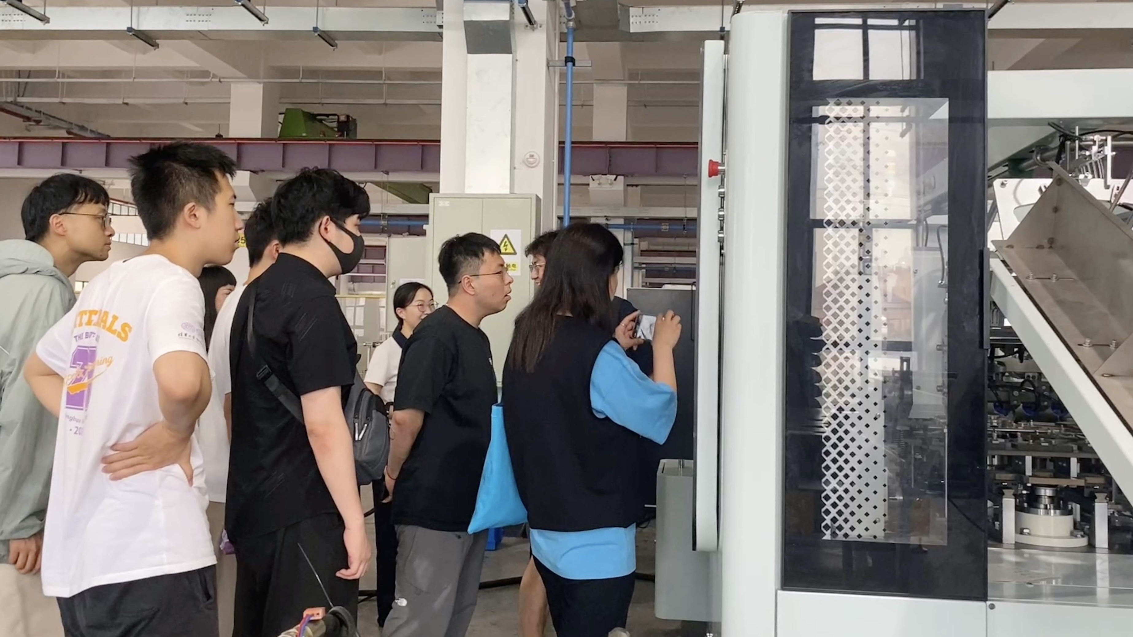 清華大學機械系博士團隊到新發(fā)現(xiàn)參觀交流！