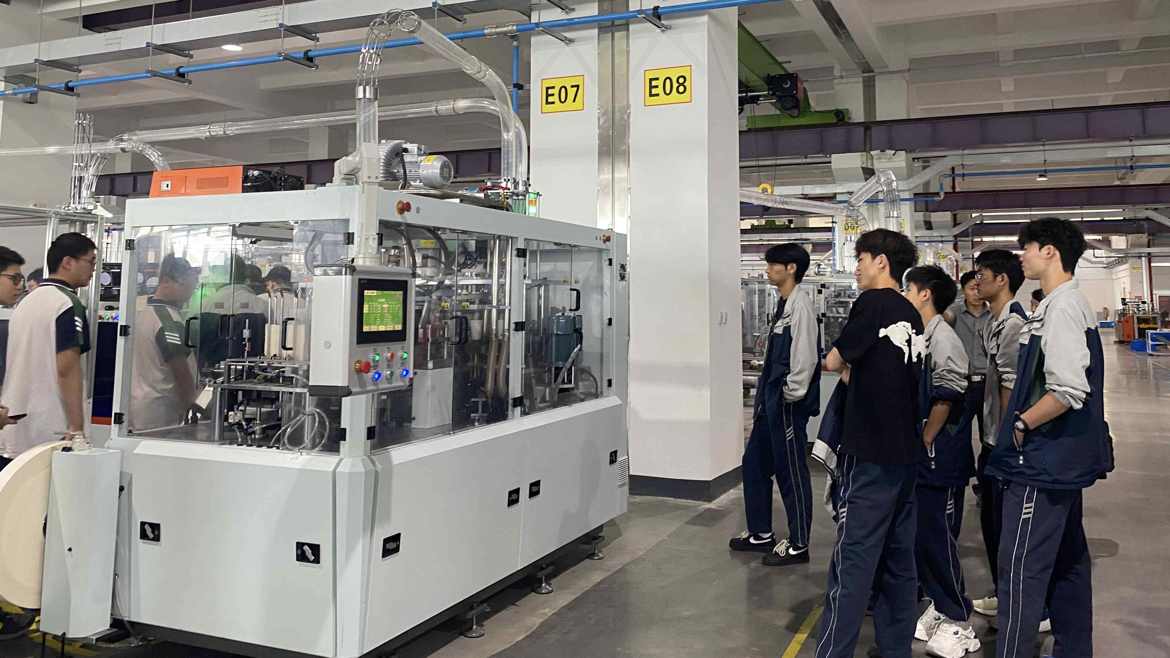 深化校企交流，共育智造人才——平湖市職業(yè)中專(zhuān)學(xué)校學(xué)生走進(jìn)浙江新發(fā)現(xiàn)