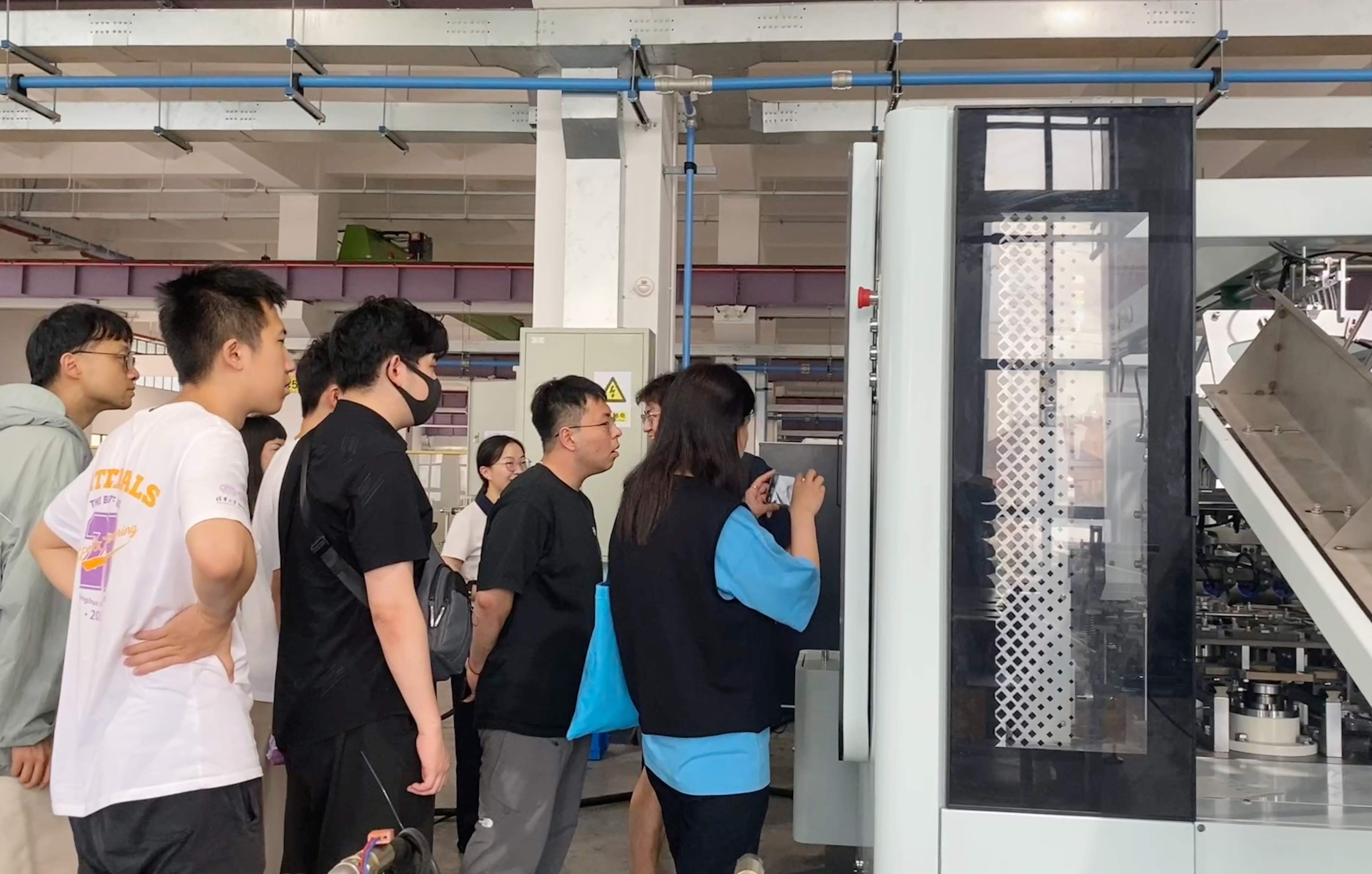 1747978446590439.jpg 1747978446590439.jpg